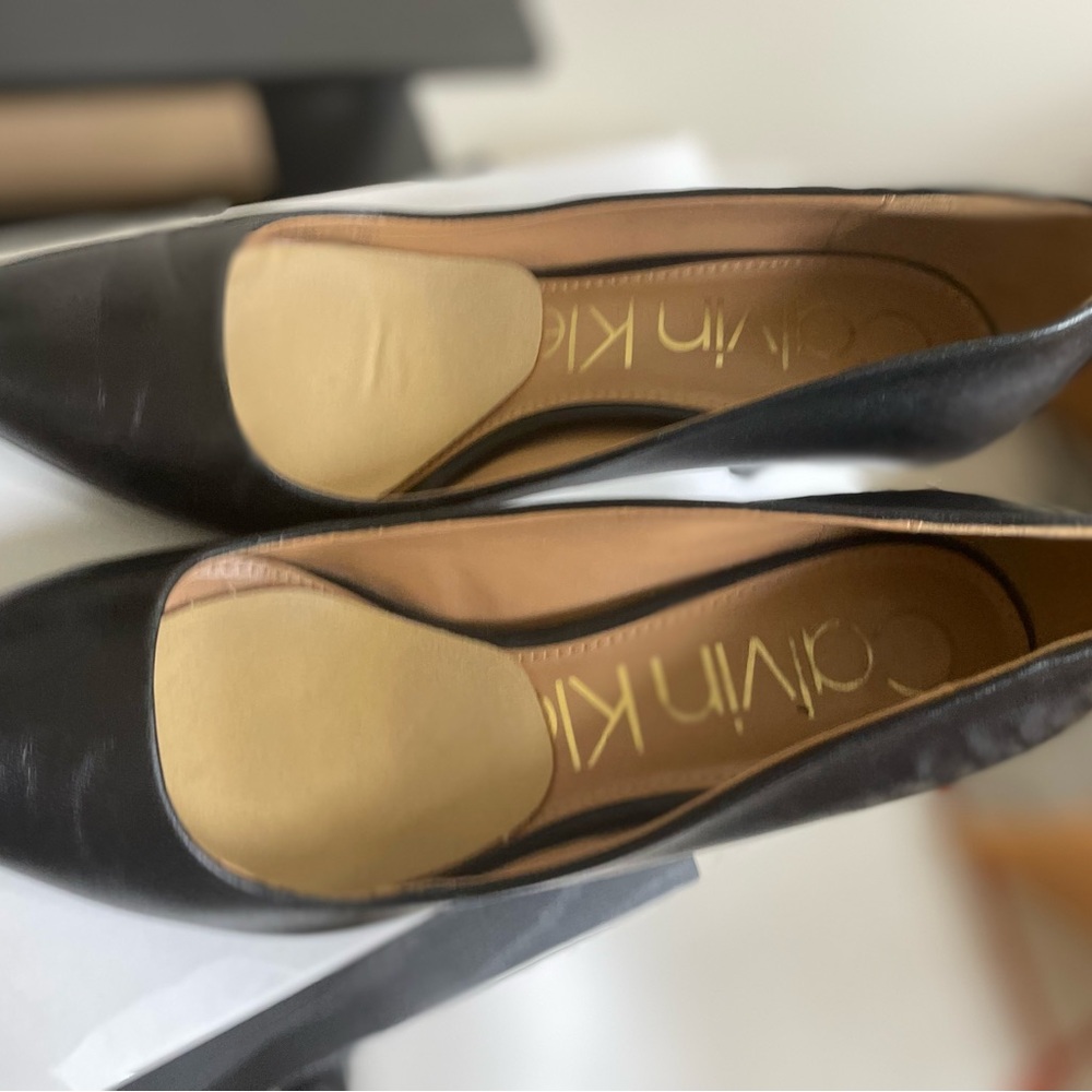 Calvin Klein Black Heeled Shoes Elegant Design